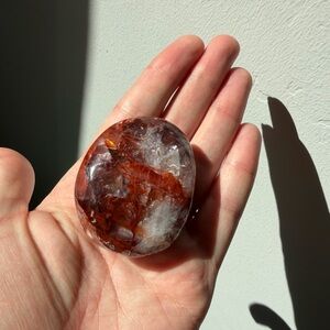 CRAZY AMAZING Fire Quartz palm